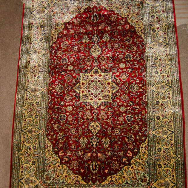 Kashmir carpet