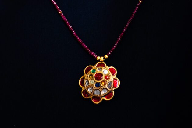 Gold Navaratna Pendant Ruby Necklace Gold Navaratna Pendant Ruby Necklace