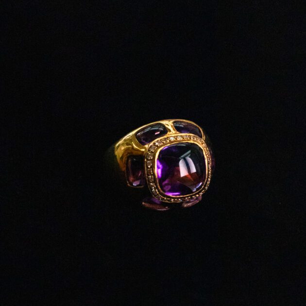Amethyst and Diamond 18k Yellow Gold Ring