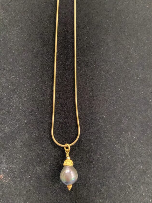 22K Tahitian Black Pendant 22K Tahitian Black Pendant