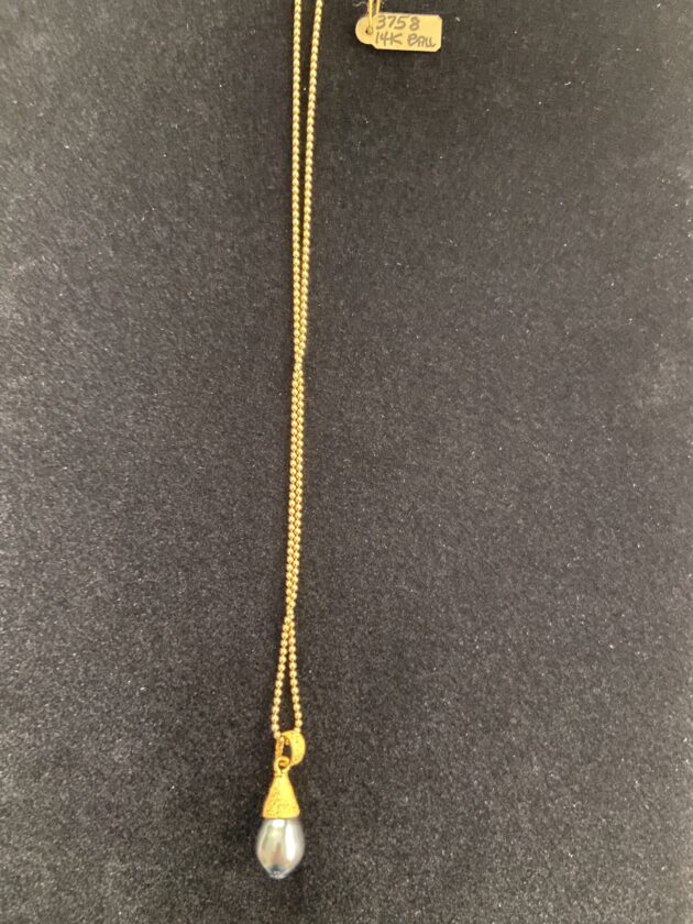 22K BLACK TAHITIAN PEARL PENDANT