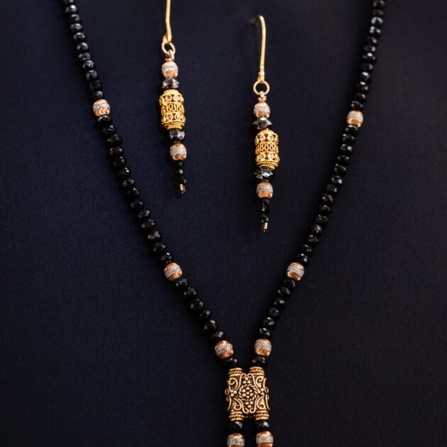 14k Gold and Black Spinel Necklace and Earrings Set