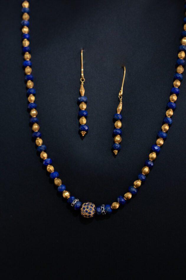18k Gold and Faceted Lapis Necklace and Earrings Set