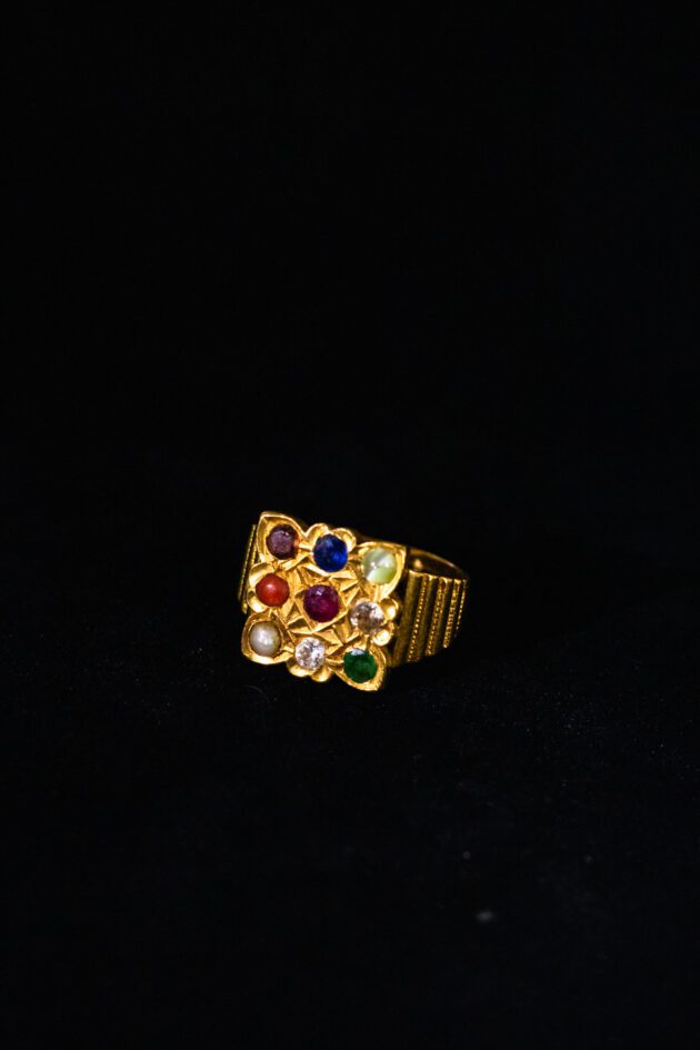 Navaratna Ring in 18k Gold