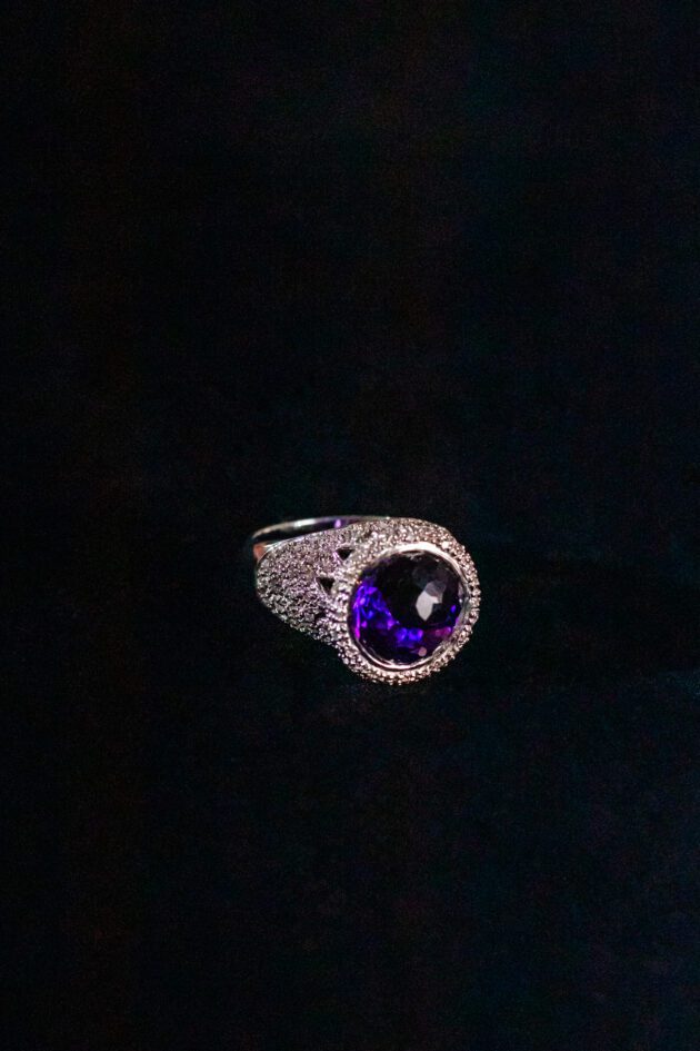 Diamond and 2.5-Carat Amethyst 18k White Gold Signet Ring