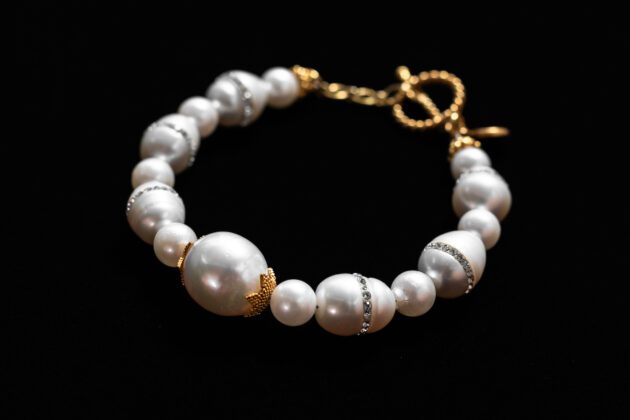 Gold Pearl and Diamond Bracelet
