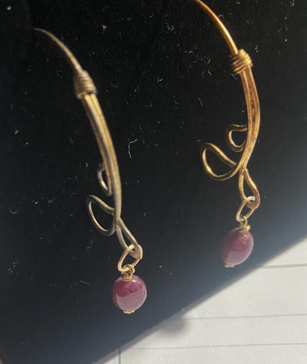 272266D7-757D-429E-A3B9-89ED2188F007_1_201_a